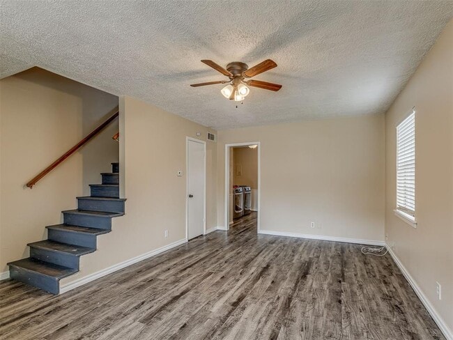 Photo - 600 E Johnson St