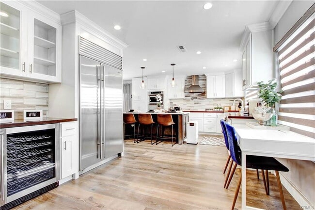 Photo - 2606 Greenhill Dr