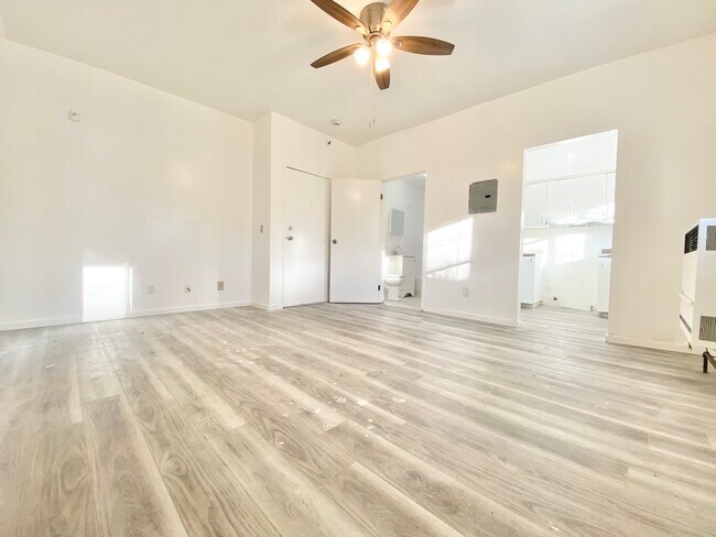 Photo - 733 S. Coronado St Los Angeles, CA 90057 Unidad 304