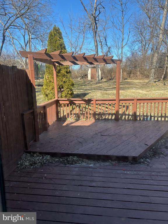 Photo - 1142 Redwood Dr