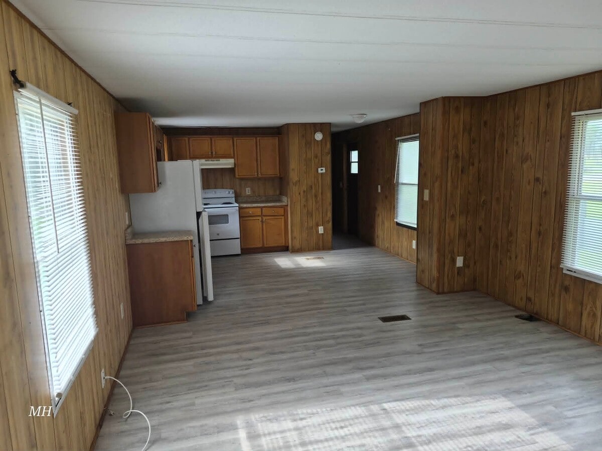 Photo - 1308 Cross Stream Dr