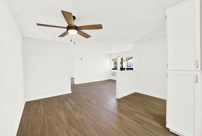 Valley Breeze Apartments