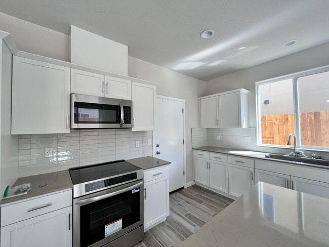 Photo - 2909 E Veleta Dr