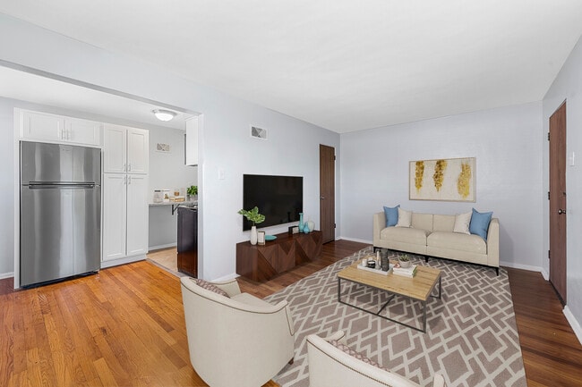 Photo - 7608 Big Bend Blvd Unit B