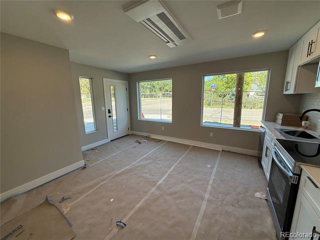 Photo - 1582 Kendall St