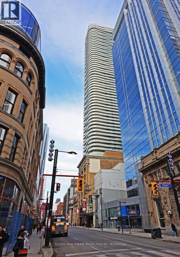 Photo - 197 Yonge St Unit 2914