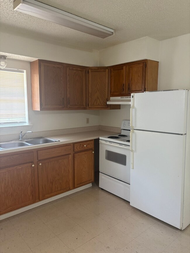 Photo - Waveland Duplex