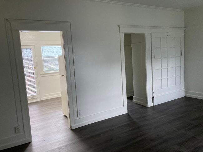 Photo - 533 S Westmoreland Ave Unidad 14