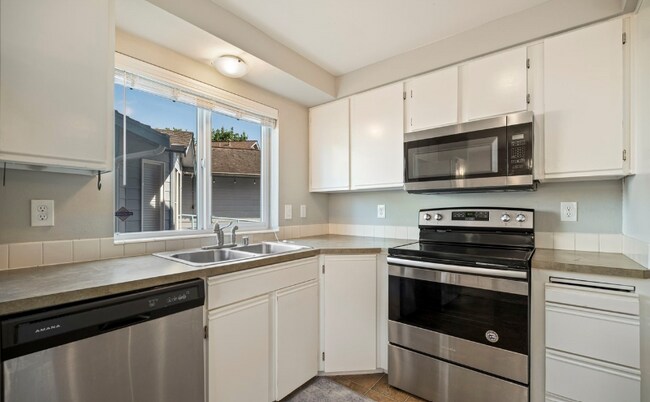 Photo - 17628 28th Ave NE