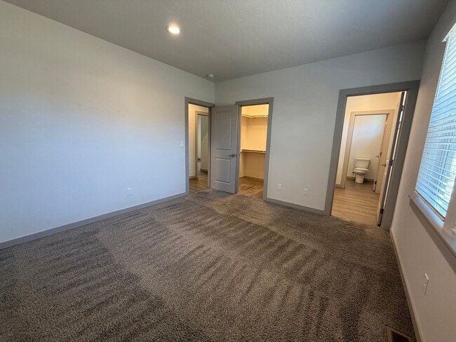 Photo - n51304 Unit 1