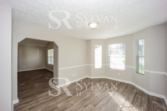 Photo - 11 Laurel Dr