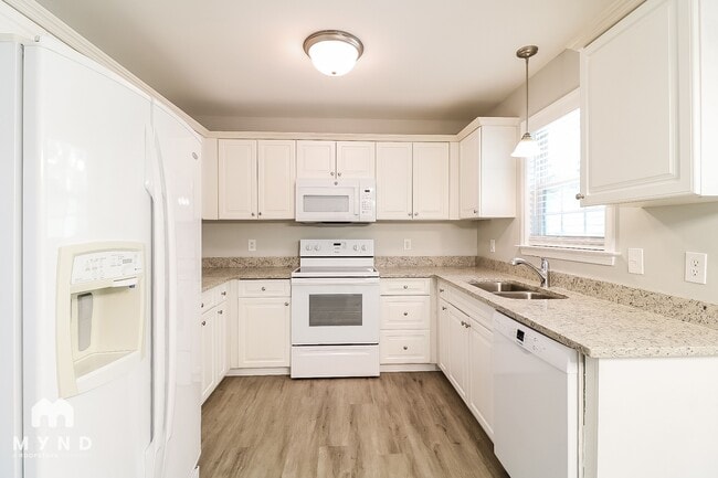 Photo - 50 Sapphire Ct