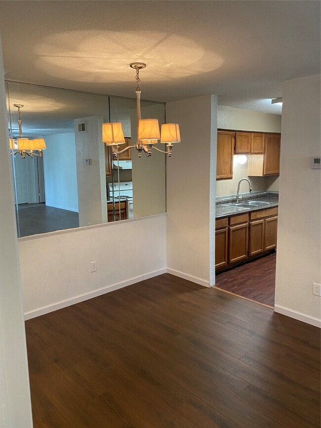 Photo - 9797 Leawood Blvd Condo Unit 306