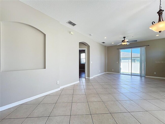 Photo - 679 Canyon Stone Cir