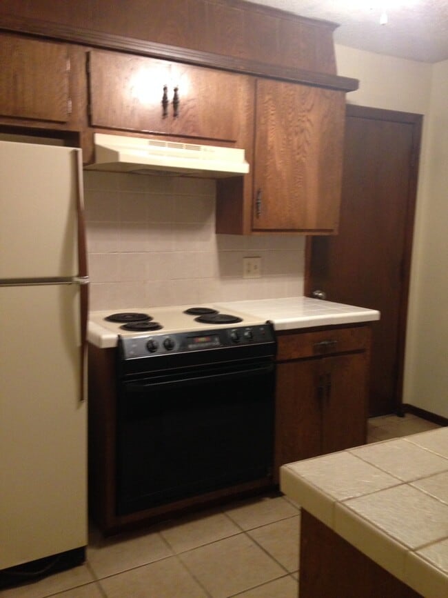 Photo - A 3 bed, 2 bath Duplex in Broken Arrow