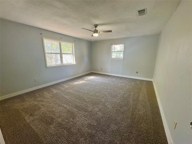 Photo - 402 N Hughes St