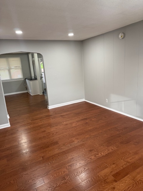 Photo - 303 Endsleigh Ave