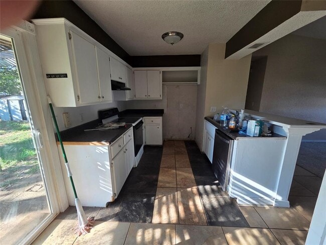 Photo - 12314 SW 13th St