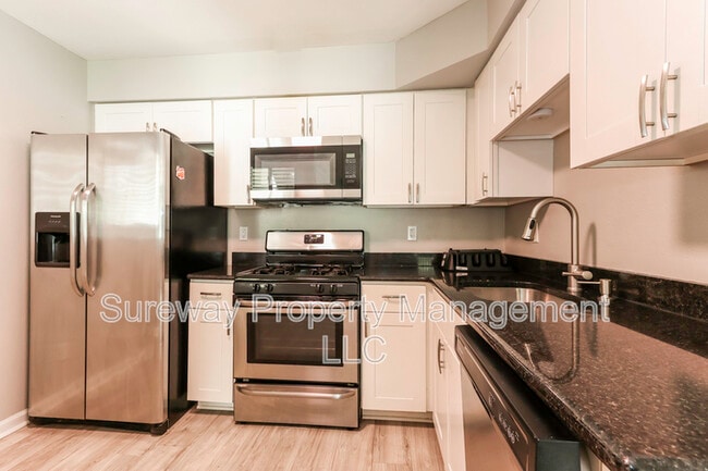Photo - 1091 Tristram Cir