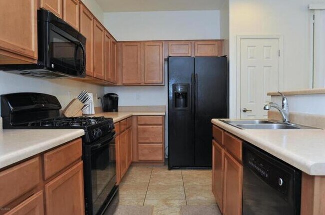 Photo - 11822 W Farmall Dr