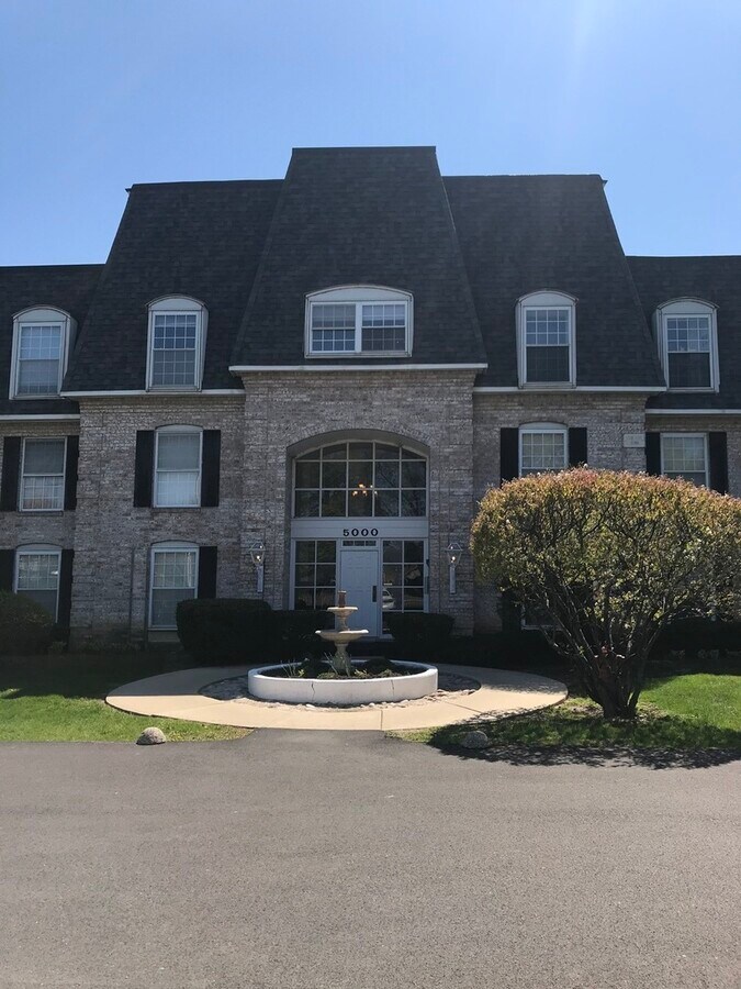 Photo - 5000 Carriage Way Dr Unidad 303