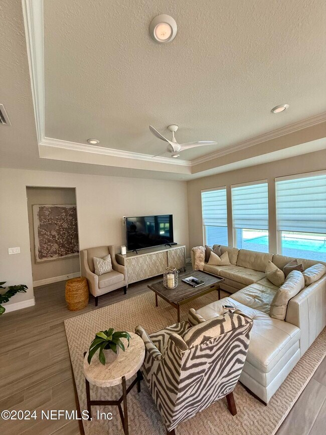 Photo - 73 Havencrest Ave