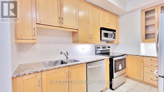 Photo - 70 Byng Ave