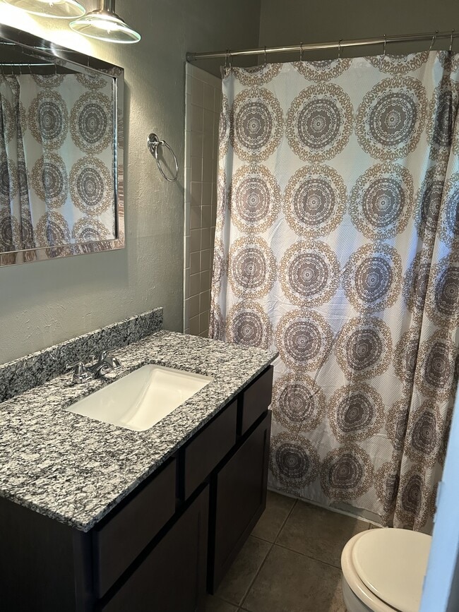 125 NW 25th St