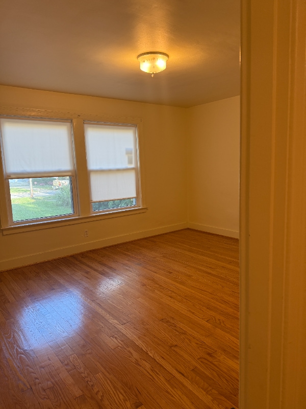 Photo - 118 1/2 Kennedy Ave Unidad Apt. 2