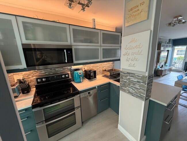 Photo - 3250 NE 28th St Unit LeCercle By The Beach#212