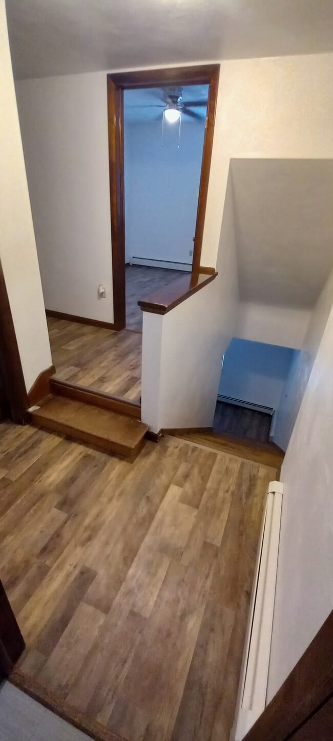 Photo - 136 Village St