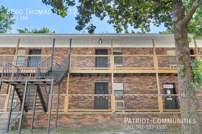 Building Photo - 8860 Thomas St