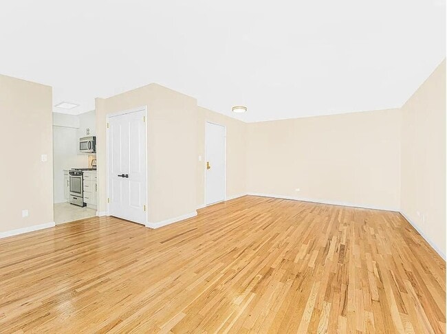 Photo - 3311 Giles Pl