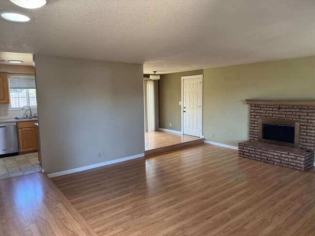 Photo - 2-bedroom/1 bathroom duplex with garage and shed!