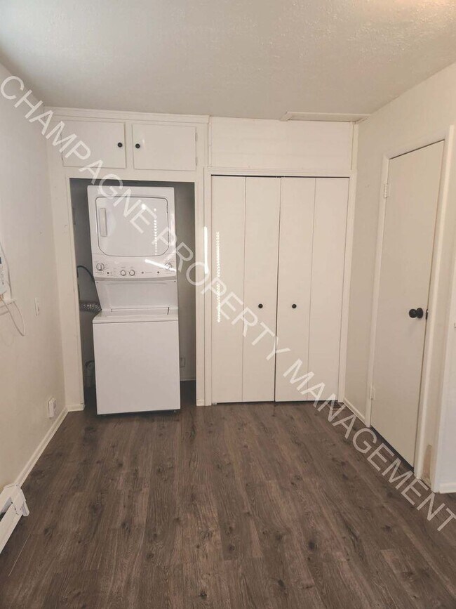 Photo - 801 N Osage St Unit C