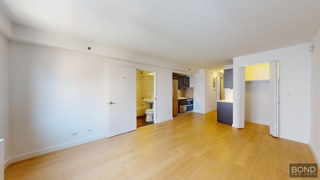 Building Photo - 222 E 39th St Unit 11C Rental