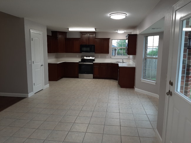 Photo - 2306 SW 15th St