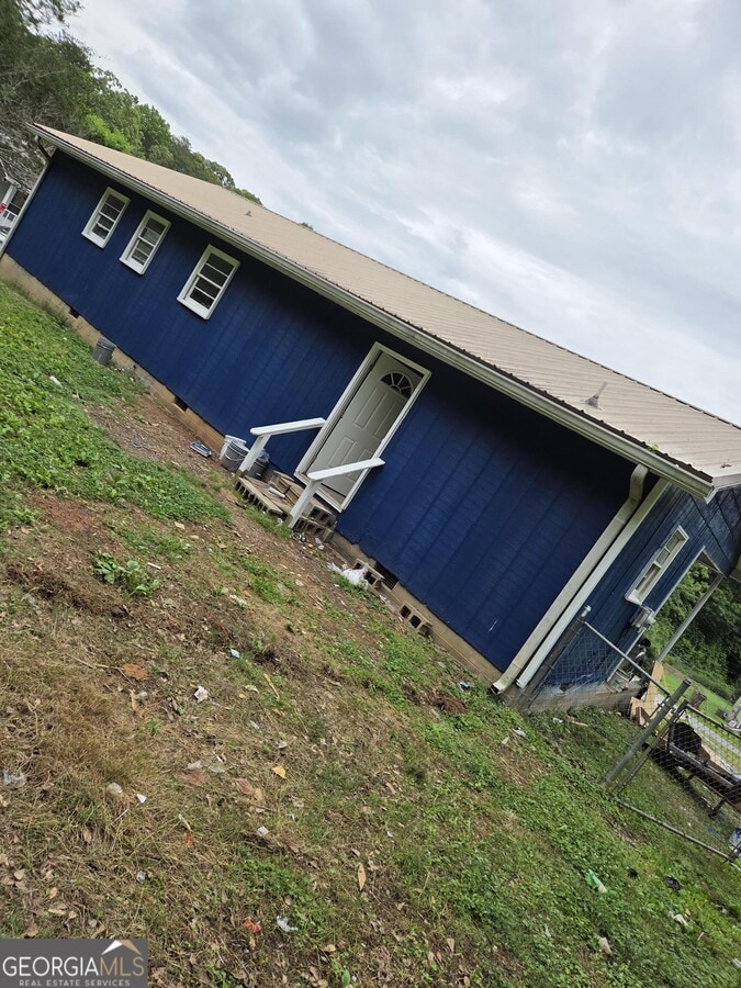 Photo - 118 Peach St