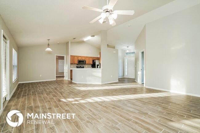 Photo - 1911 NE 19th Ave