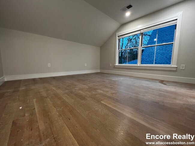 Photo - 13 Greylock Rd Unidad 4