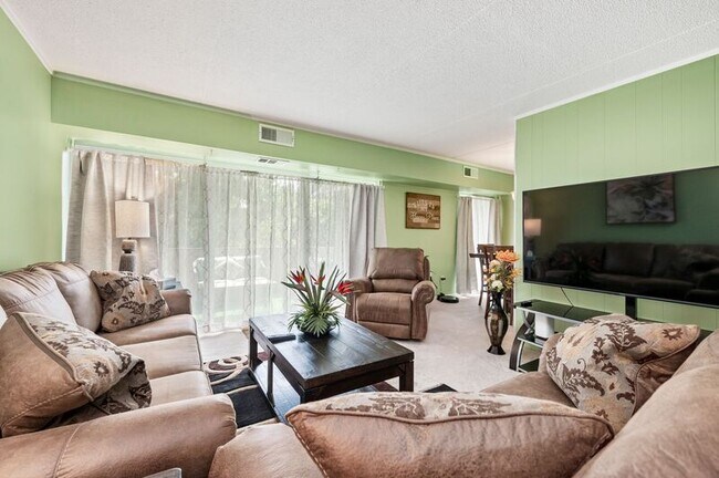 Photo - 2403 Charlemagne Cir