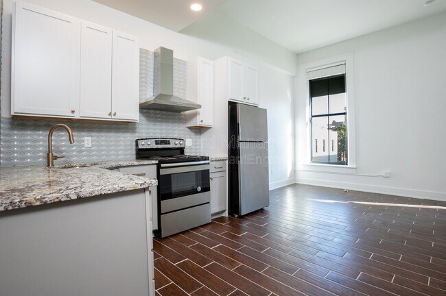 Photo - 300 N Main Unit 210