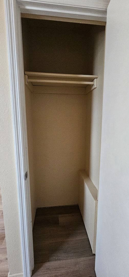 Building Photo - 2 Bed 1 Bath Home Available in Heart of Be...