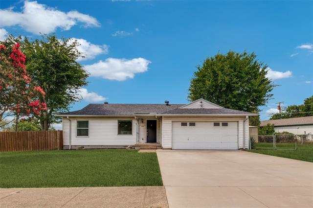 Photo - 202 W Cherry St