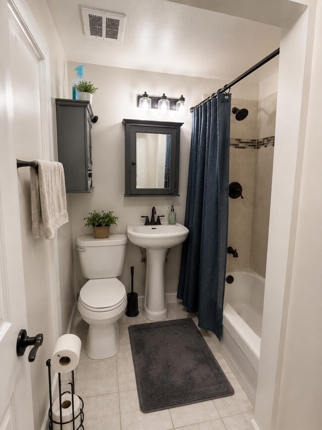 Photo - 155 Bowers St Unit 2F