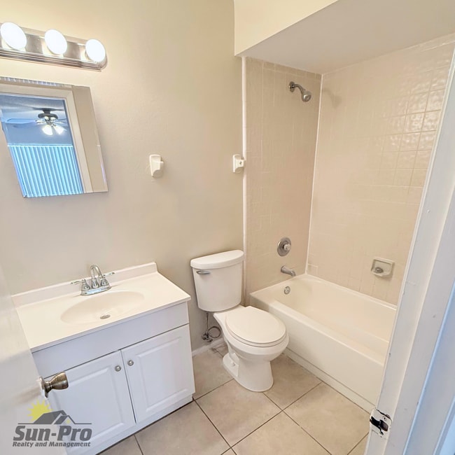 Photo - 417 Banana Cay Dr Unit H