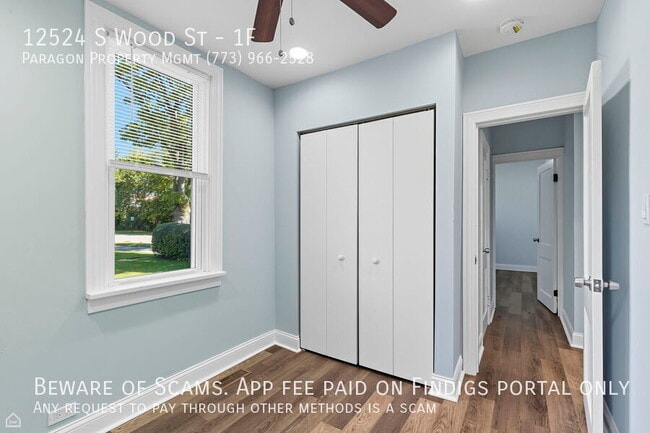 Photo - 12524 S Wood St, Calumet Park, IL