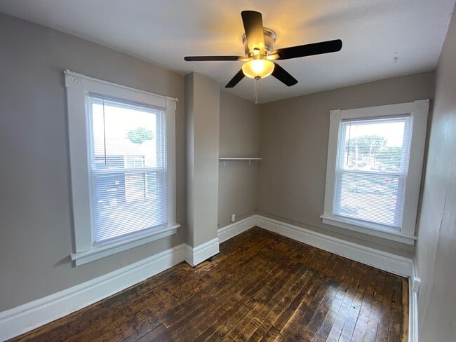 Photo - Hunter Ave 1444-1446 MLR (LH2) Unit 1446