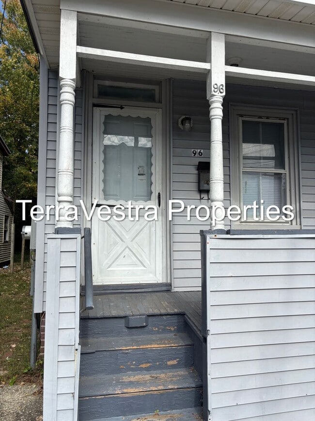 Building Photo - 3 Bed Single Family in Salem. Eligible for...