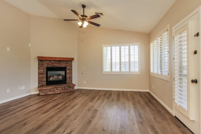 Photo - 8026 S 48th Dr